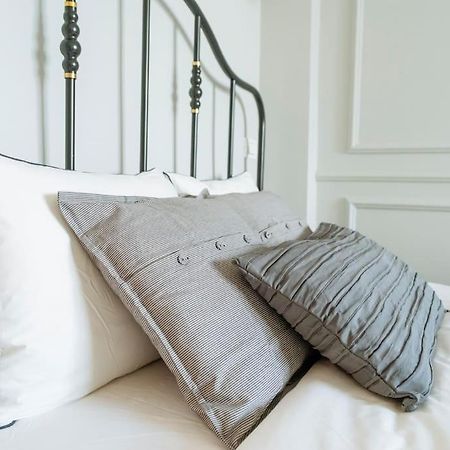 Amazing Location - Superb View - Old Town Apartment Букурещ Екстериор снимка